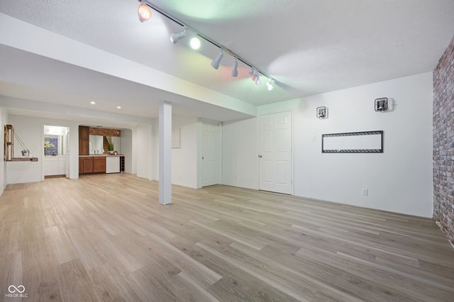 9923 Deering Street, Fishers, IN 46037