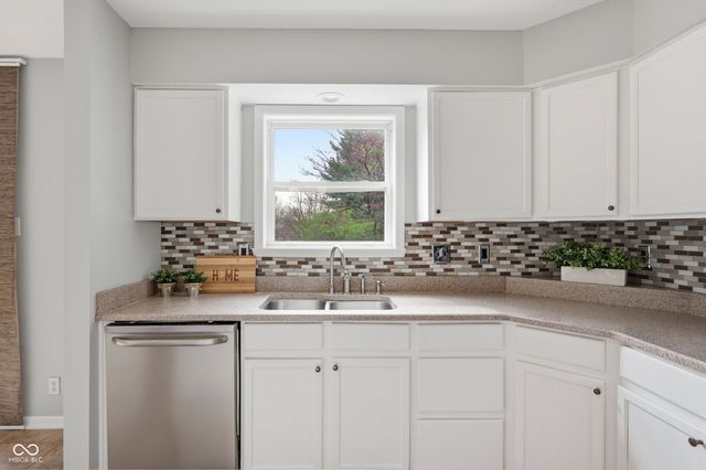 9923 Deering Street, Fishers, IN 46037