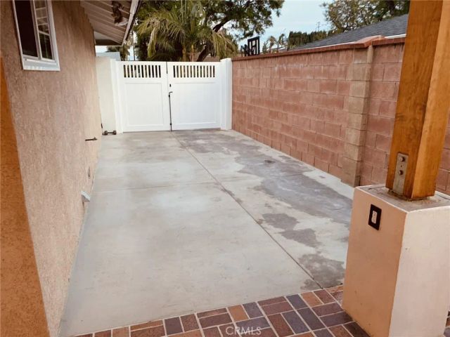 2726 Concord, Santa Ana, CA 92705