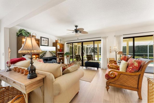 108 Pegasus Drive, Jupiter, FL 33477