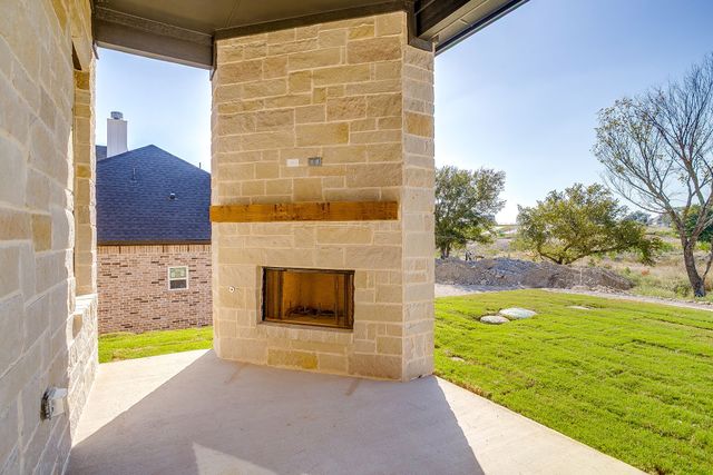 324 Slimp Bluff, Azle, TX 76020
