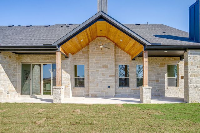 324 Slimp Bluff, Azle, TX 76020