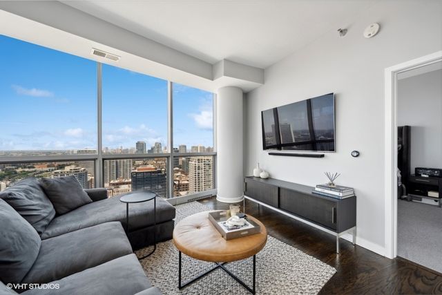303 W OHIO Street 3107, Chicago, IL 60610