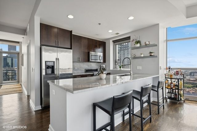 303 W OHIO Street 3107, Chicago, IL 60610
