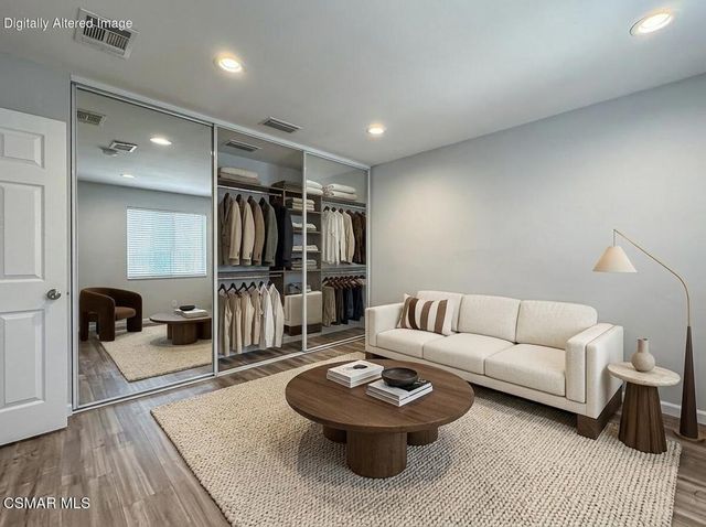 7050 Shoup Avenue 178, Canoga Park, CA 91303