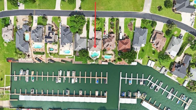 12516 Lake Vista Drive, Willis, TX 77318