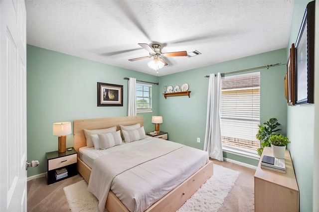 12516 Lake Vista Drive, Willis, TX 77318