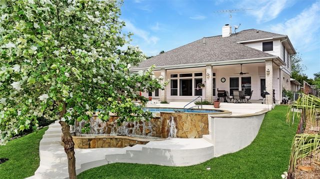 12516 Lake Vista Drive, Willis, TX 77318