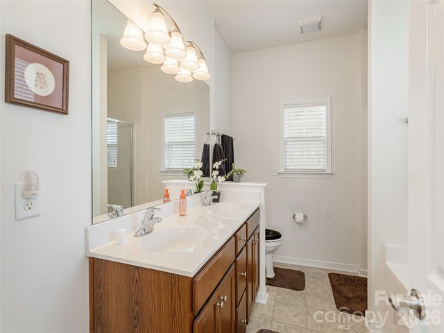 83 E Swift Creek Road, Fletcher, NC 28732