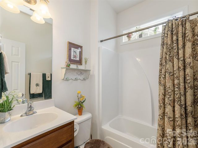 83 E Swift Creek Road, Fletcher, NC 28732