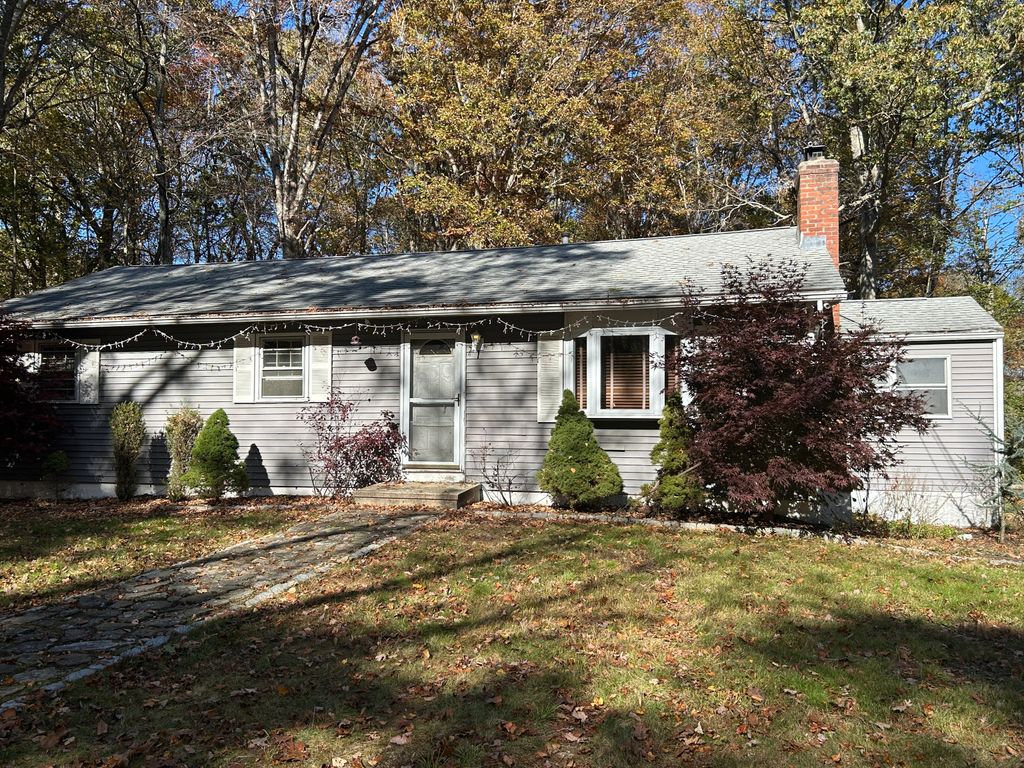 30 BURR Road, Lyme, CT 06371