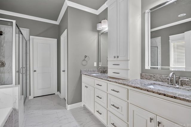 9016 Naples Cove, Benton, AR 72019