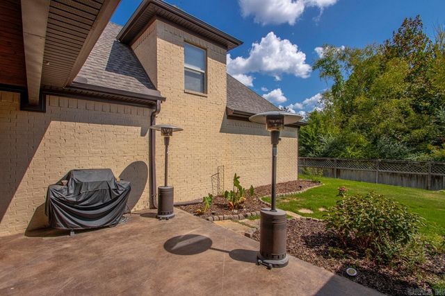 9016 Naples Cove, Benton, AR 72019