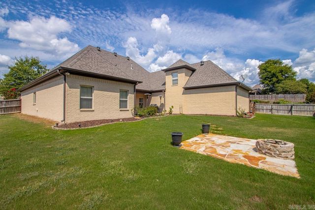 9016 Naples Cove, Benton, AR 72019