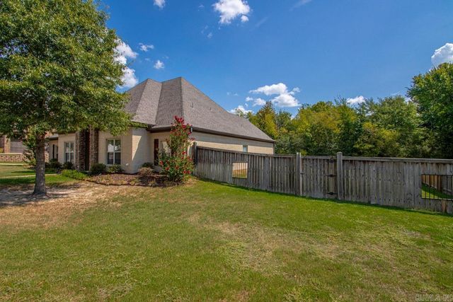 9016 Naples Cove, Benton, AR 72019