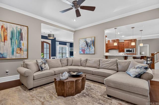 9016 Naples Cove, Benton, AR 72019