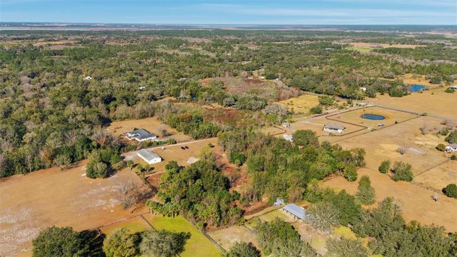 505 W OSCEOLA ROAD, Geneva, FL 32732