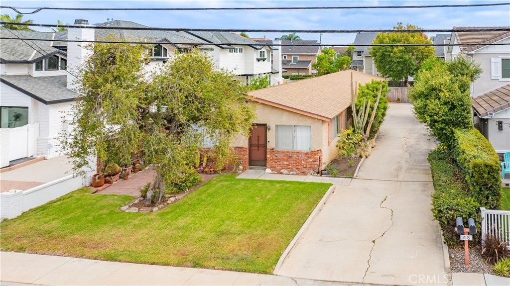218 E 16th E, Costa Mesa, CA 92627 — photo 2