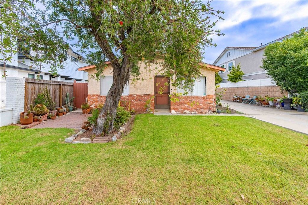 218 E 16th E, Costa Mesa, CA 92627 — photo 5