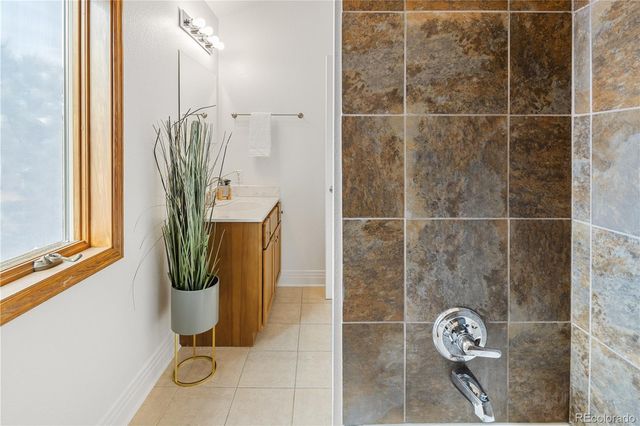 380 County Road, Louisville, CO 80027