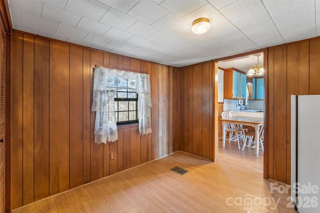 4676 Bowman Road, Hickory, NC 28602