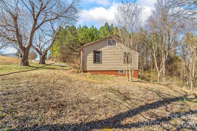 4676 Bowman Road, Hickory, NC 28602