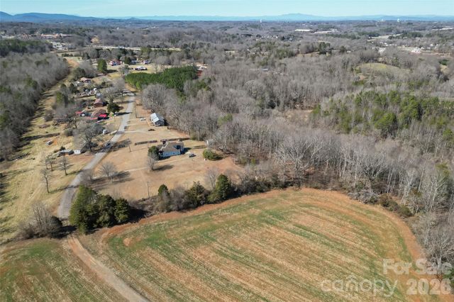 4676 Bowman Road, Hickory, NC 28602