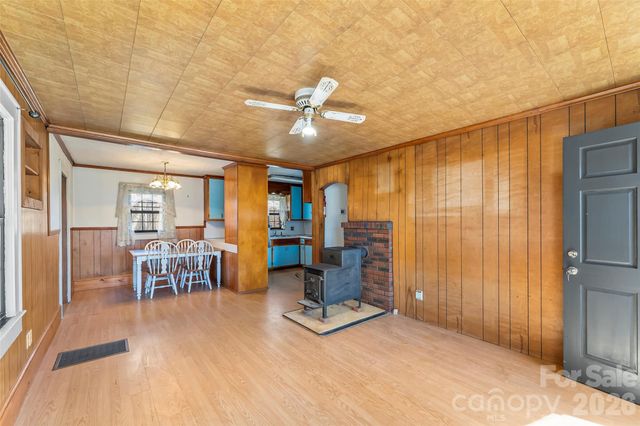 4676 Bowman Road, Hickory, NC 28602