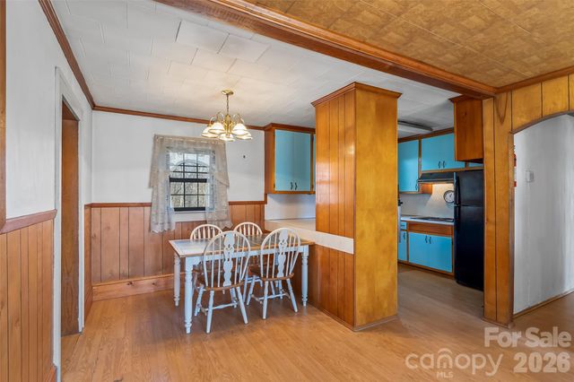 4676 Bowman Road, Hickory, NC 28602