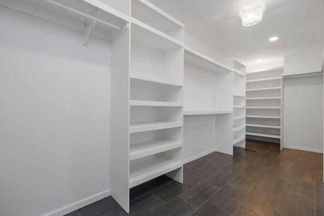 9205 Tanoan Drive NE, Albuquerque, NM 87111