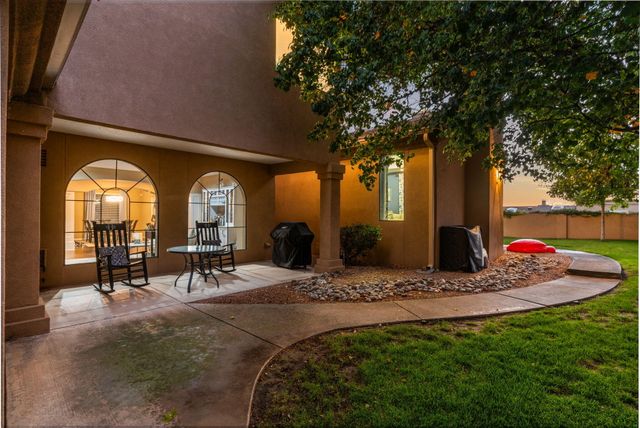 9205 Tanoan Drive NE, Albuquerque, NM 87111