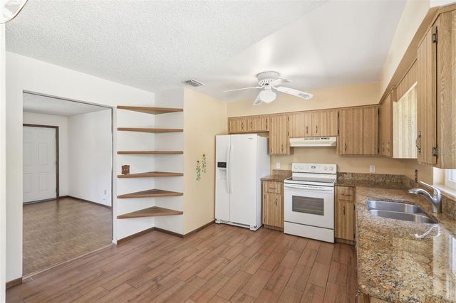 525 SANDY PINES DRIVE, Orange City, FL 32763