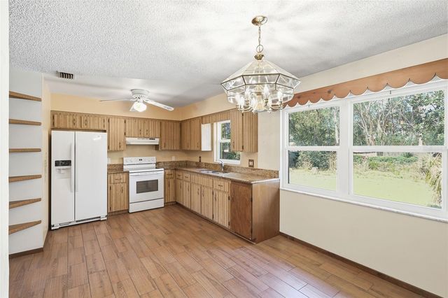 525 SANDY PINES DRIVE, Orange City, FL 32763