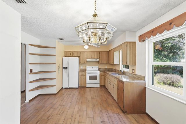 525 SANDY PINES DRIVE, Orange City, FL 32763