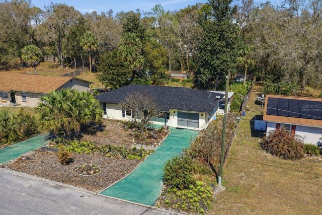 525 SANDY PINES DRIVE, Orange City, FL 32763