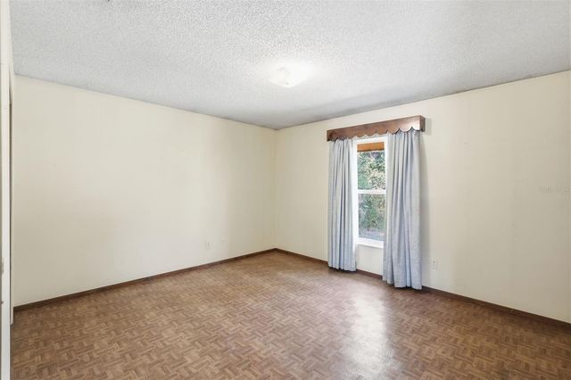 525 SANDY PINES DRIVE, Orange City, FL 32763