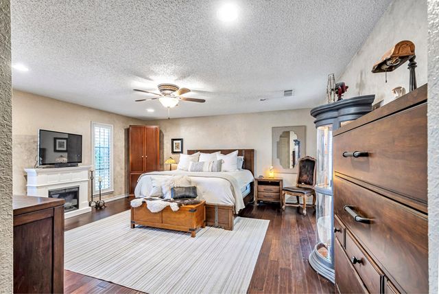 6 Hummingbird, Odessa, TX 79761