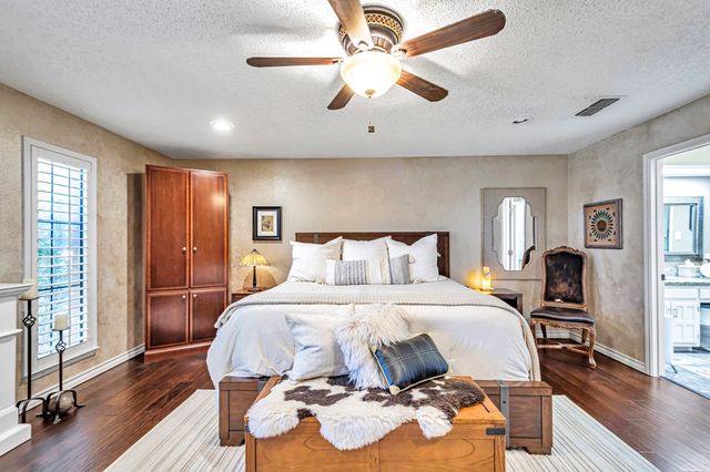 6 Hummingbird, Odessa, TX 79761