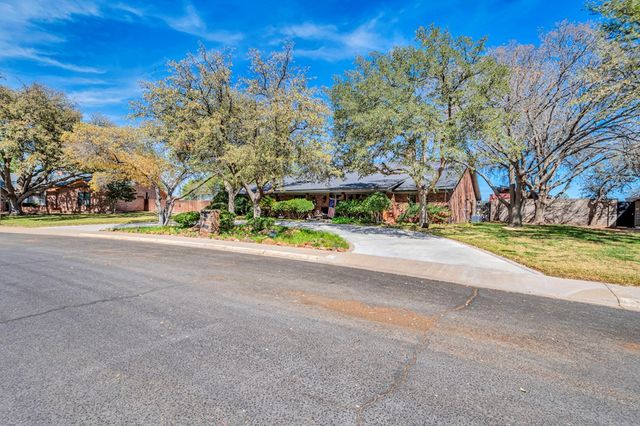 6 Hummingbird, Odessa, TX 79761