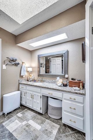 6 Hummingbird, Odessa, TX 79761