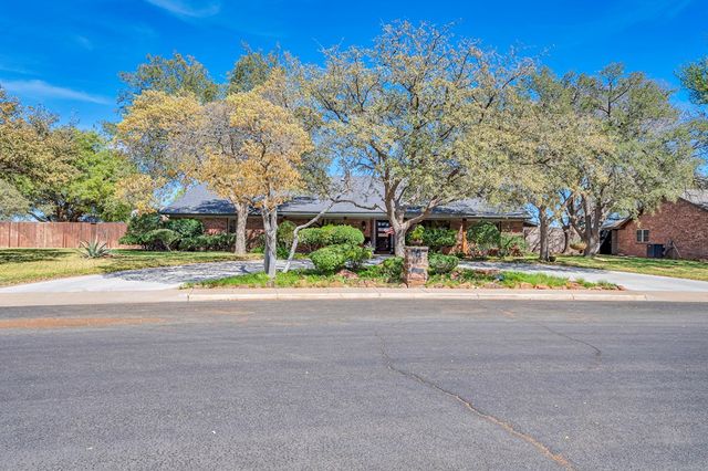 6 Hummingbird, Odessa, TX 79761