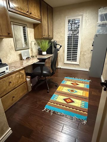 6 Hummingbird, Odessa, TX 79761