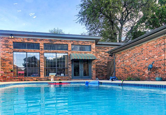 6 Hummingbird, Odessa, TX 79761