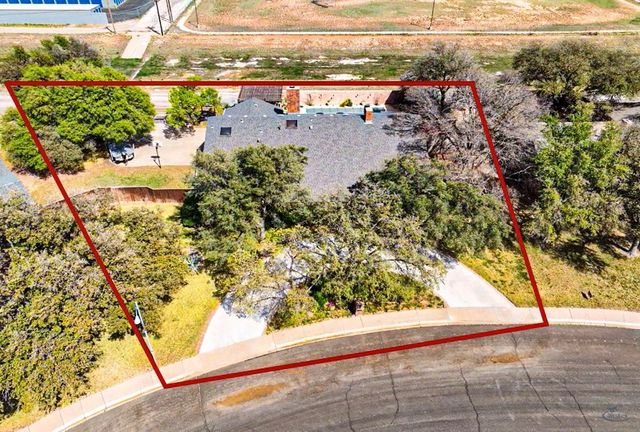 6 Hummingbird, Odessa, TX 79761