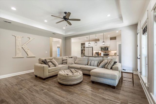 497 Willow Creek Ranch Road, Gladewater, TX 75647