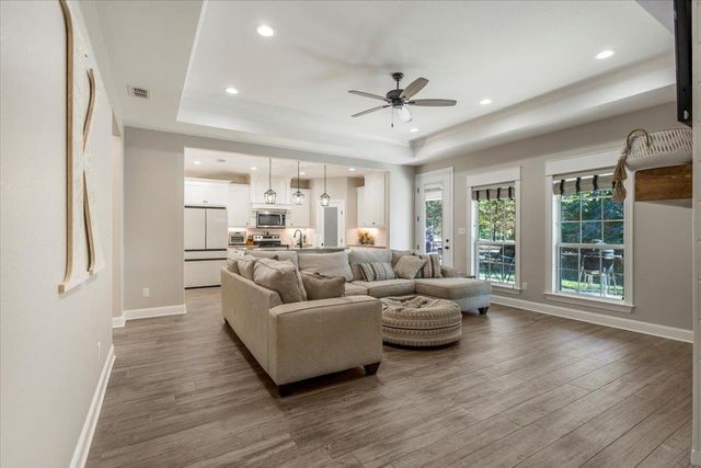 497 Willow Creek Ranch Road, Gladewater, TX 75647