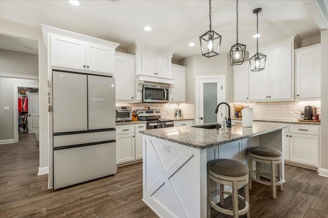 497 Willow Creek Ranch Road, Gladewater, TX 75647