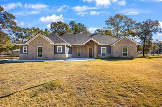 497 Willow Creek Ranch Road, Gladewater, TX 75647