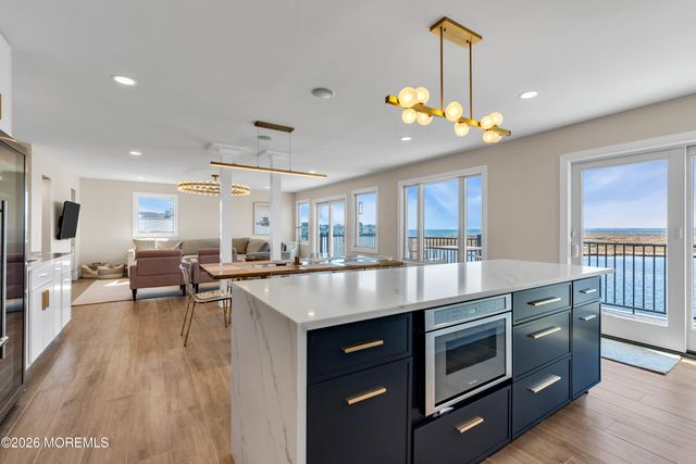 459 Boca Raton Drive, Lavallette, NJ 08735