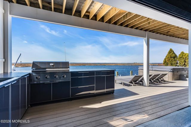 459 Boca Raton Drive, Lavallette, NJ 08735